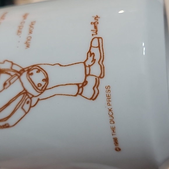 GOLFERS Love of the Game Mug, Humorous Golfer Dad Needs Working Wife coffee cup - Picture 5 of 6